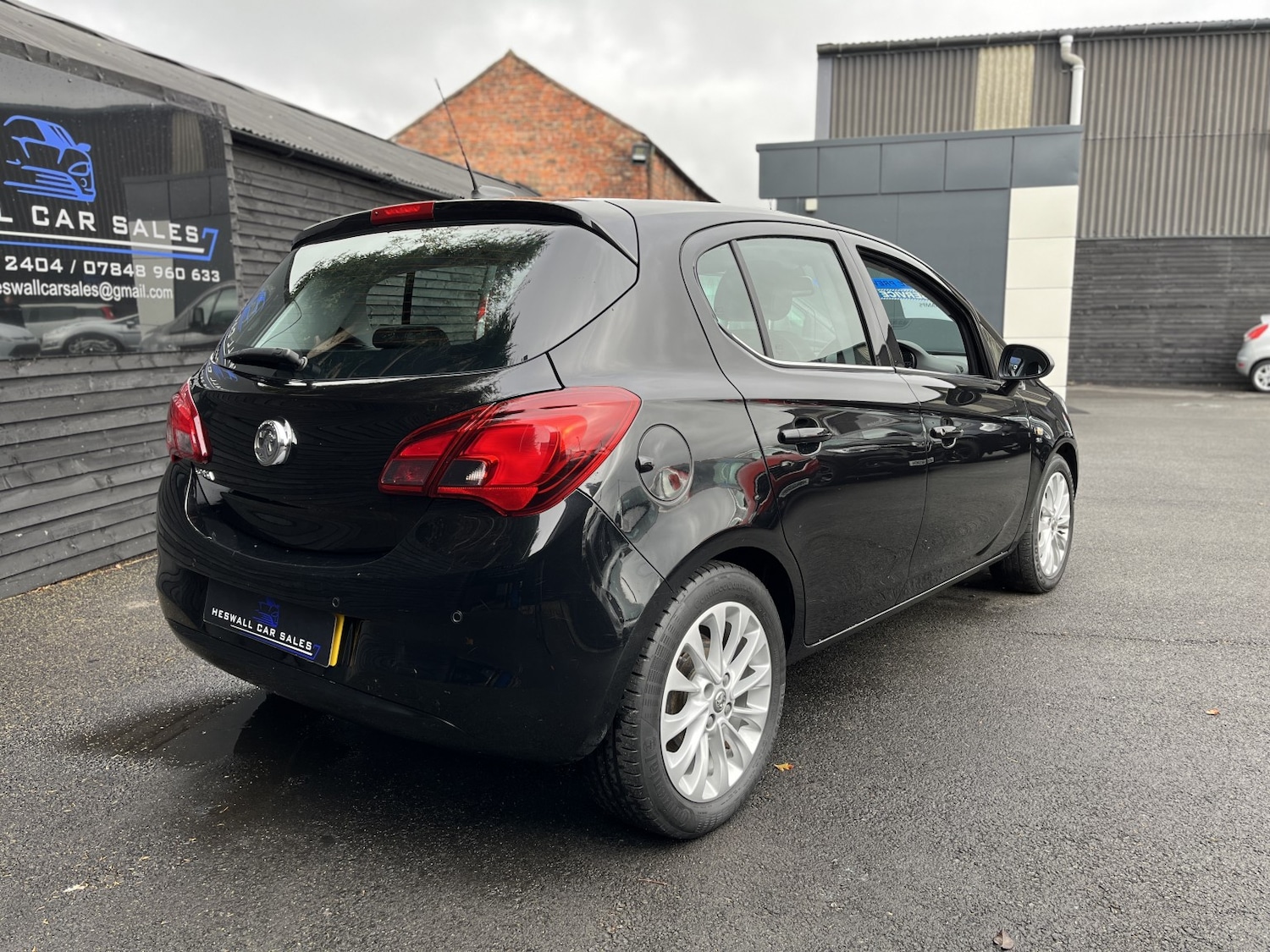 Used Vauxhall Corsa 2017 for sale - 76579936: Photo 3