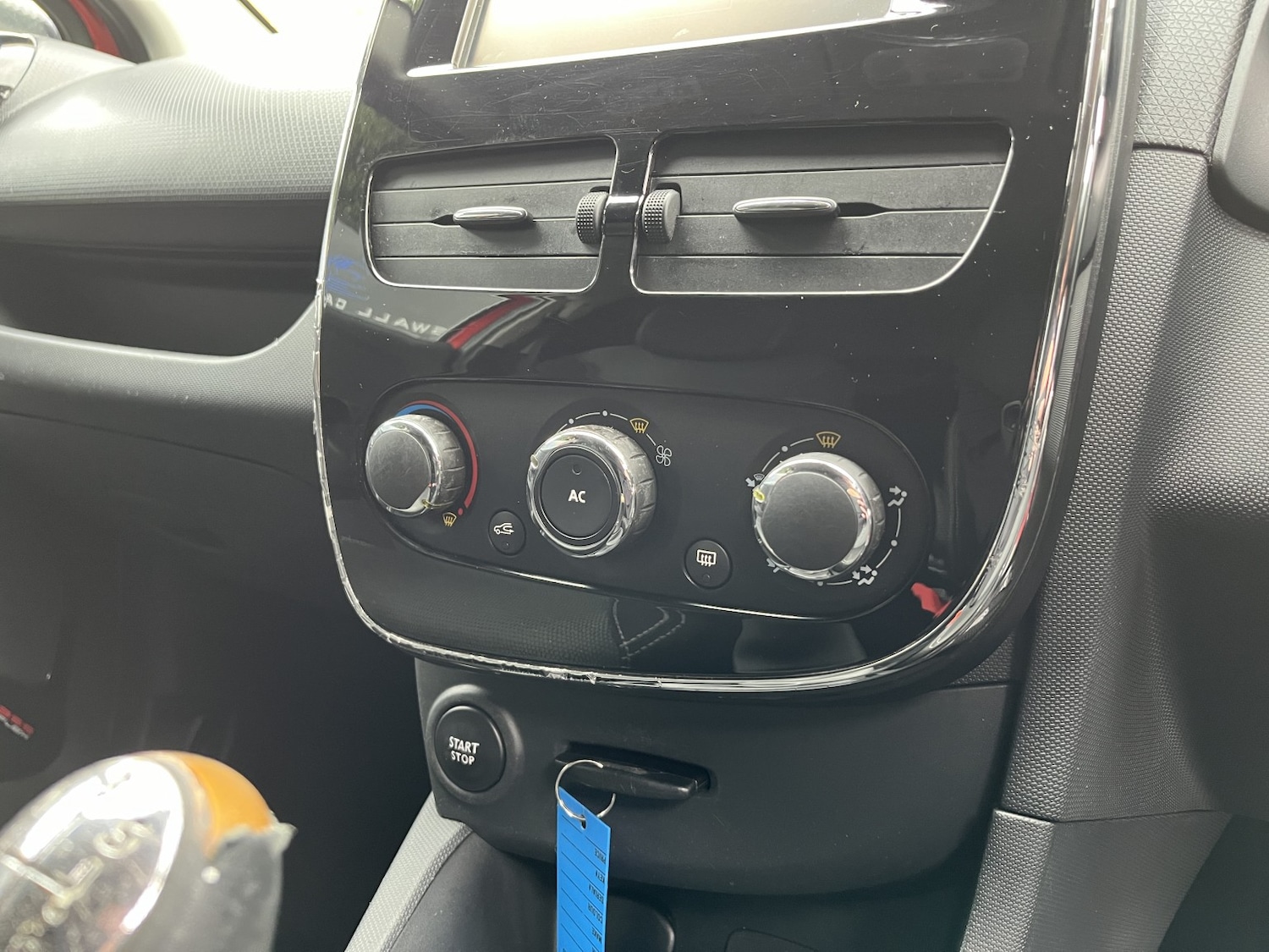 Used Renault Clio 2014 for sale - 76268512: Photo 22