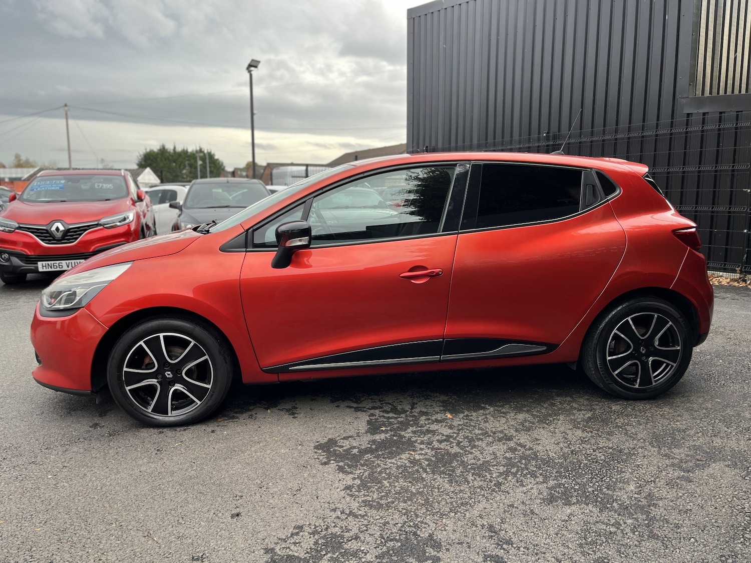 Used Renault Clio 2014 for sale - 76268512: Photo 6