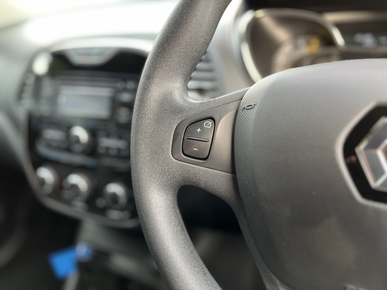 Used Renault Captur 2015 for sale - 77237147: Photo 22