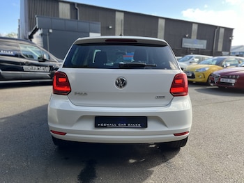 Used Volkswagen Polo 2014 for sale - 77694225: Photo