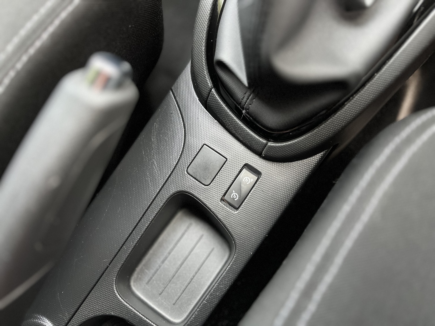 Used Renault Clio 2013 for sale - 77237135: Photo 22