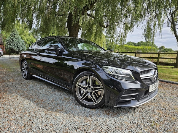 Used Mercedes-Benz C-Class 2018 for sale - 75502157: Photo 1