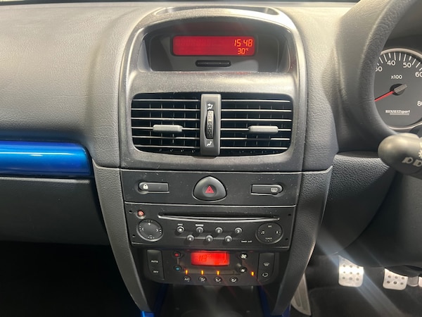 Used Renault Clio 2003 for sale - 74976443: Photo 18
