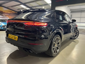 Used Porsche Cayenne 2023 for sale - 77941458: Photo