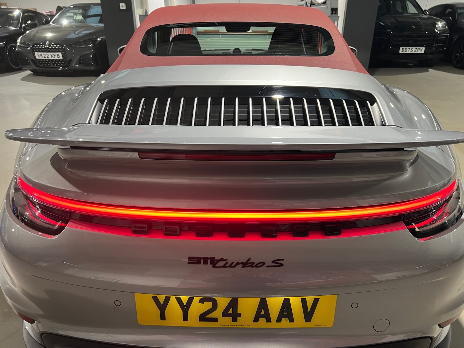 Used Porsche 911 2024 for sale - 77522846: Photo 10