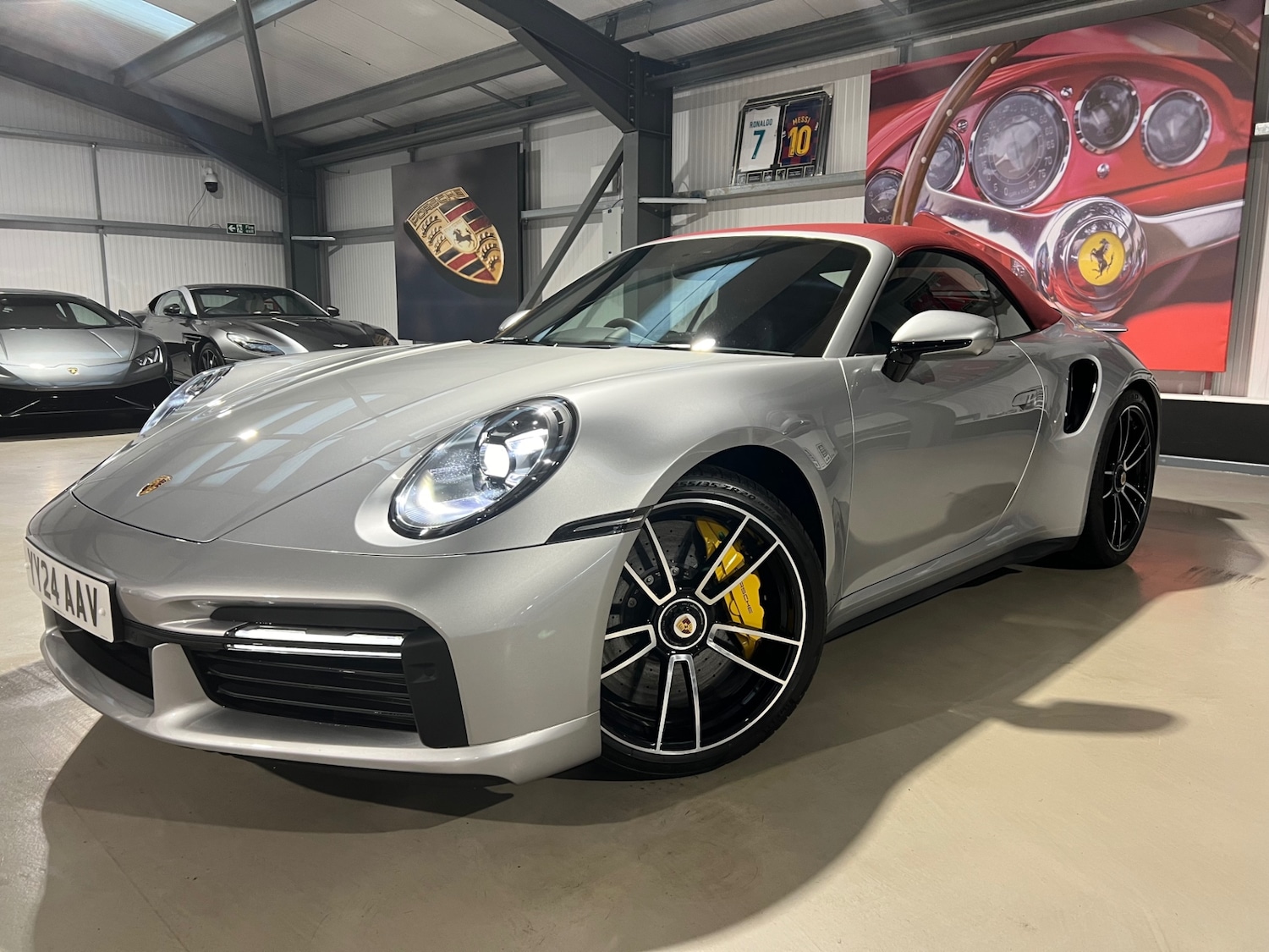 Used Porsche 911 2024 for sale - 77522846: Photo 8