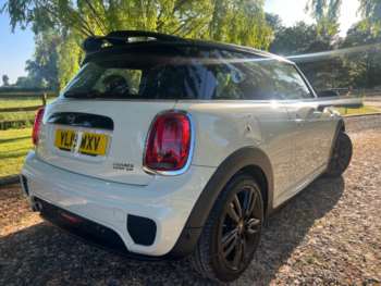 Used MINI Hatch 2019 for sale - 74677864: Photo
