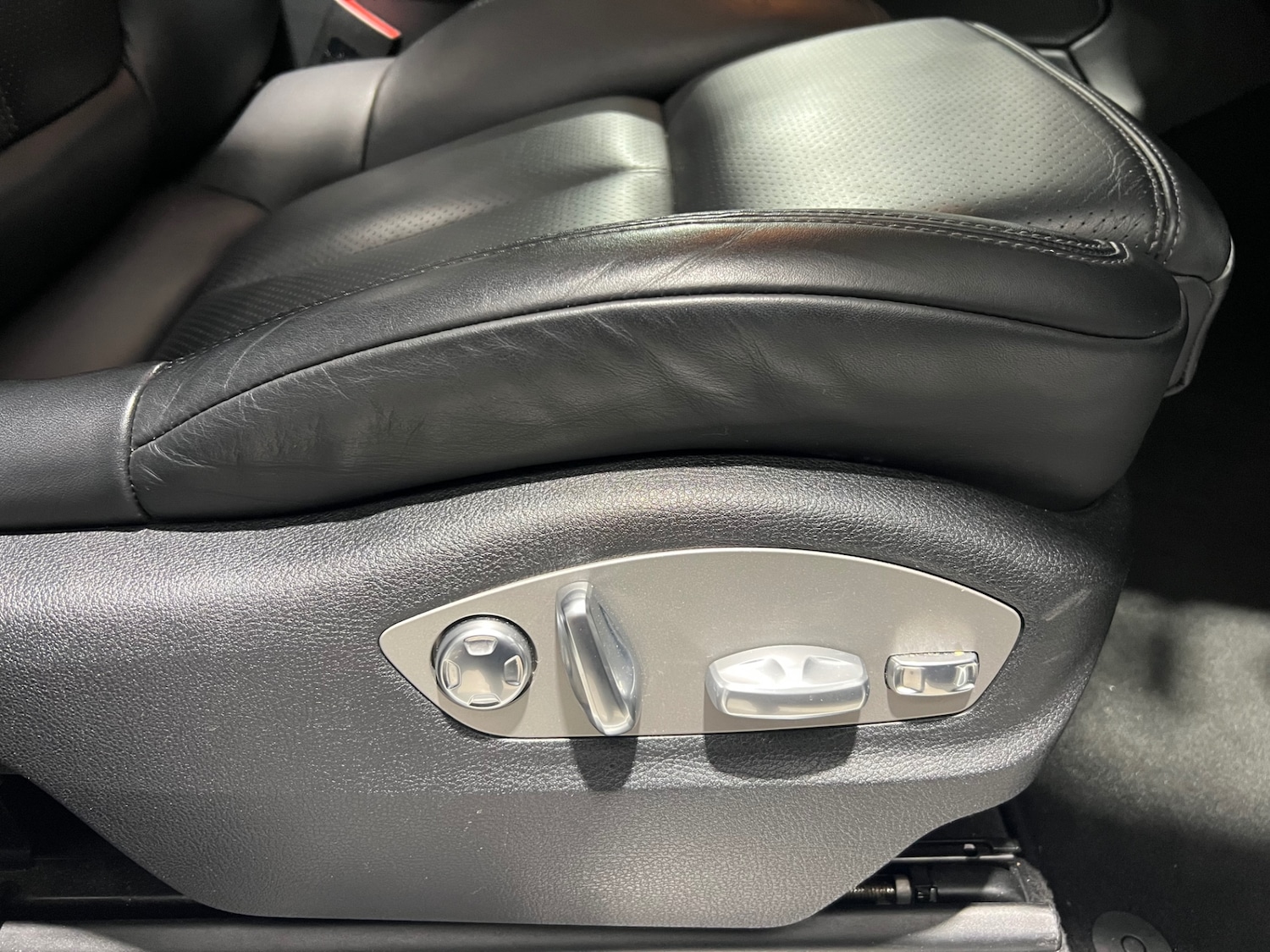 Used Porsche Macan 2020 for sale - 77085462: Photo 10