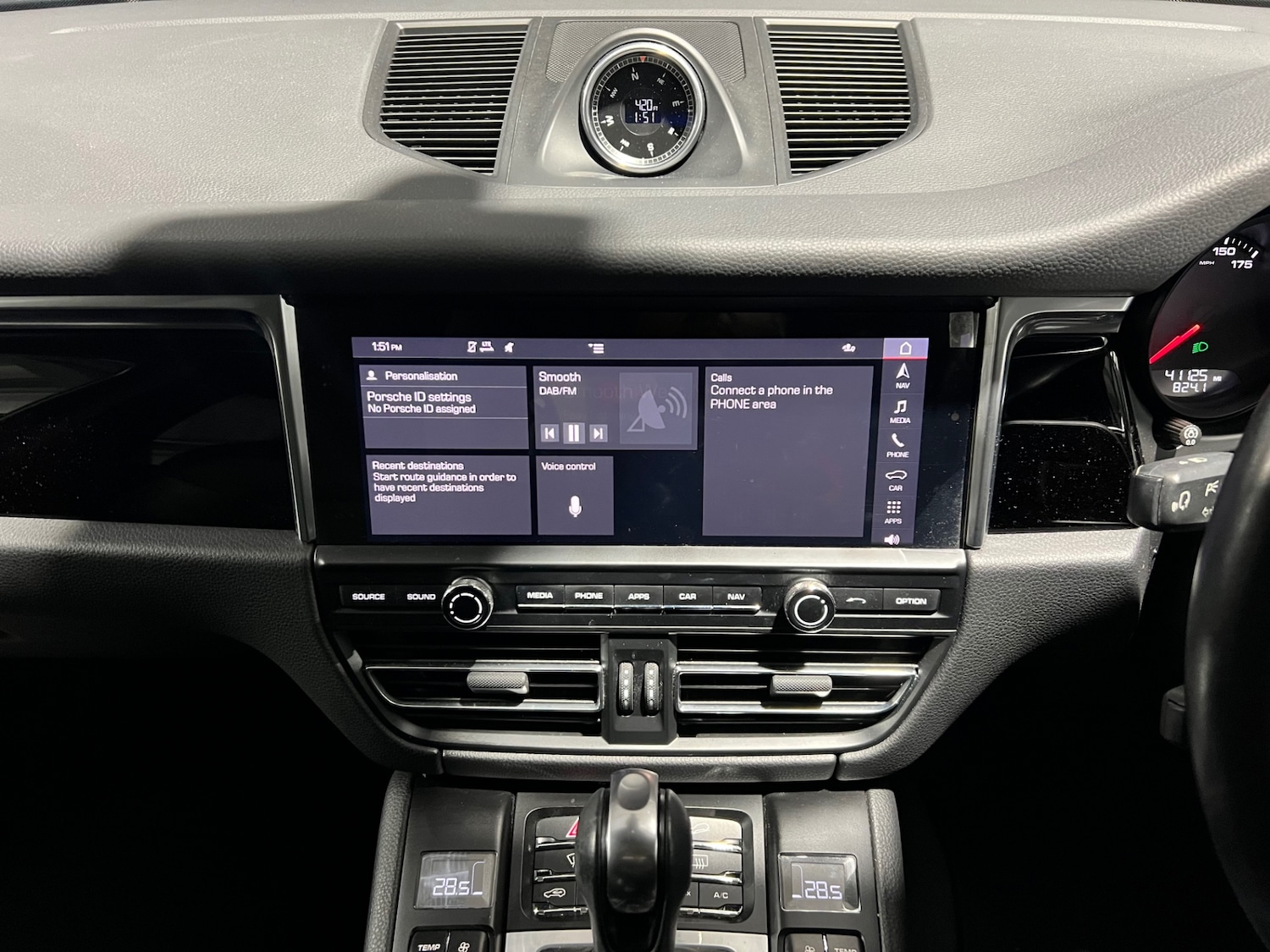 Used Porsche Macan 2020 for sale - 77085462: Photo 19