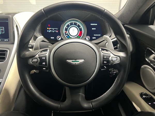Used Aston Martin DB11 2017 for sale - 73745447: Photo 12