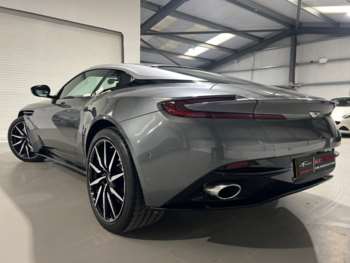 Used Aston Martin DB11 2017 for sale - 73745447: Photo