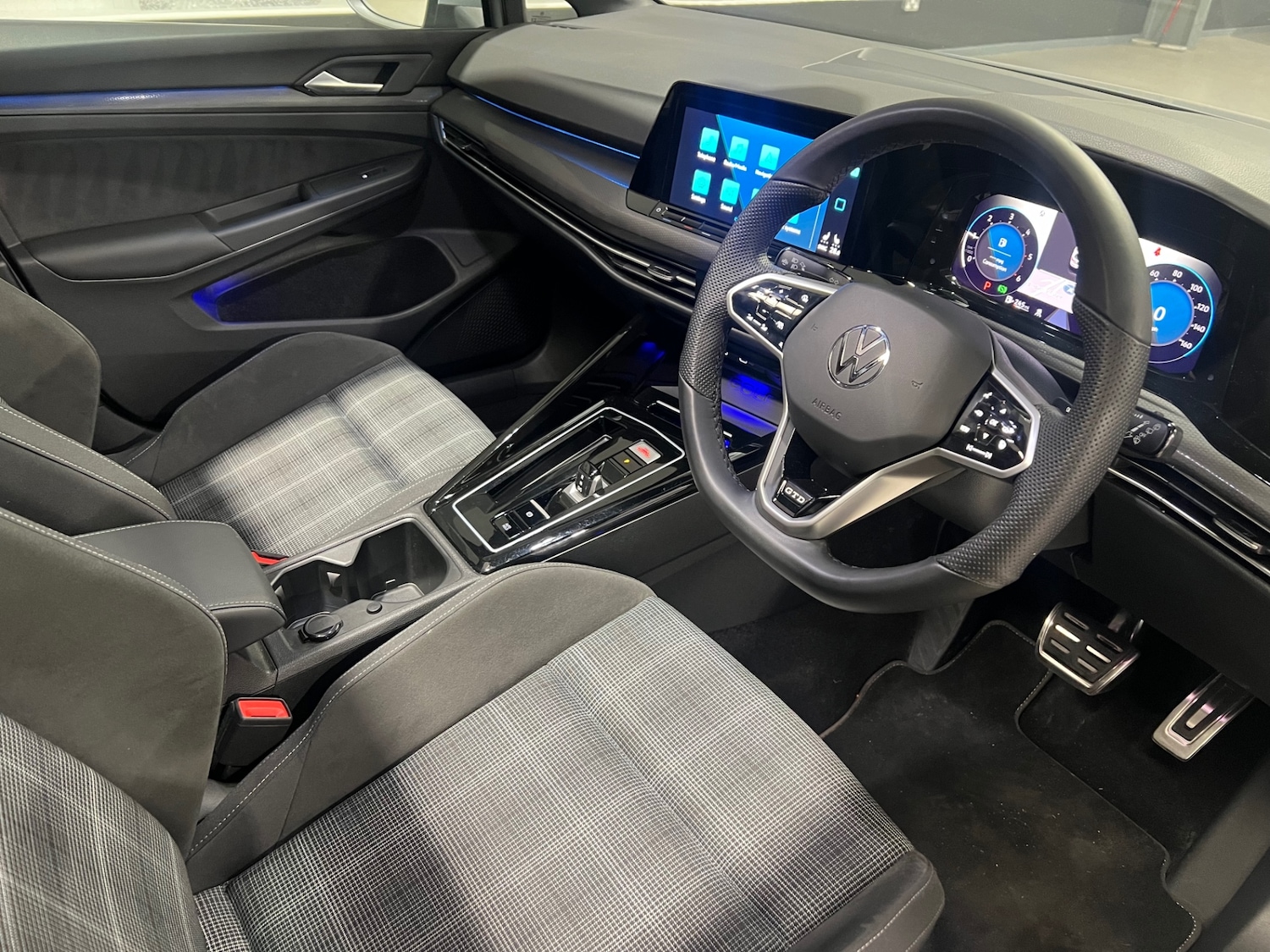 Used Volkswagen Golf 2023 for sale - 76575873: Photo 10