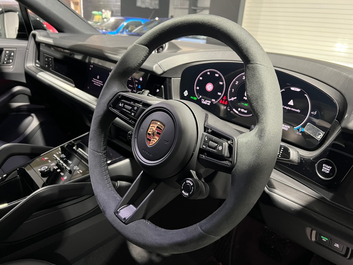 Used Porsche Cayenne 2025 for sale - 77427736: Photo 11