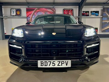 Used Porsche Cayenne 2025 for sale - 77427736: Photo