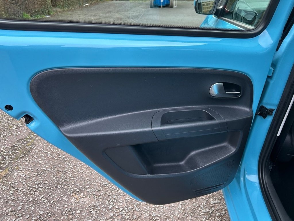 Used Volkswagen up! 2016 for sale - 77594679: Photo 26