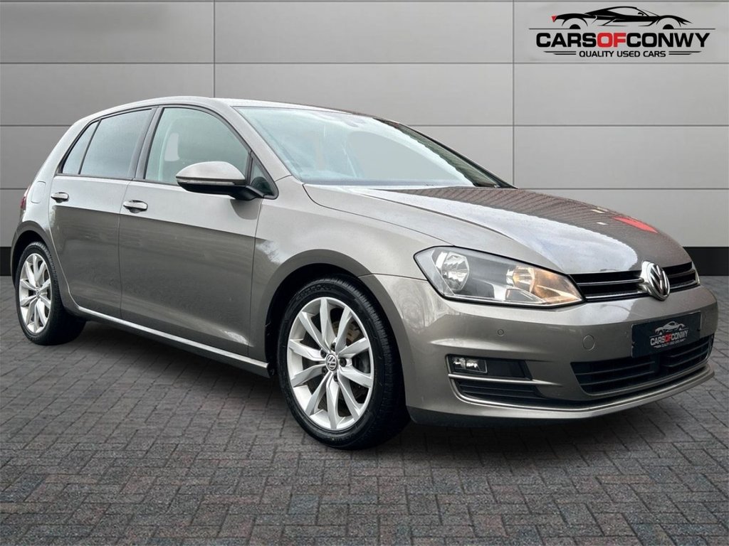 Used Volkswagen Golf 2014 for sale - 77897472: Photo 1