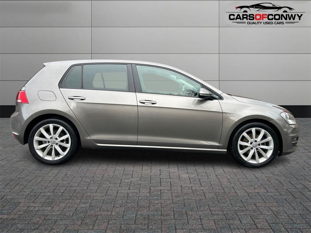 Used Volkswagen Golf 2014 for sale - 77897472: Photo 8
