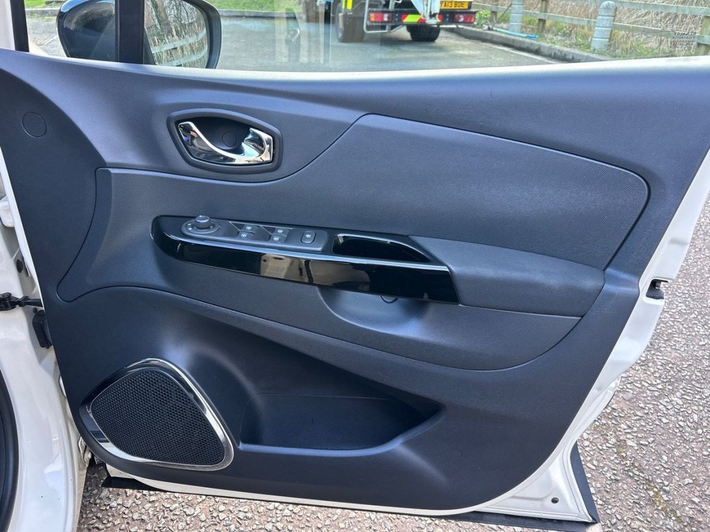 Used Renault Captur 2015 for sale - 77383963: Photo 23