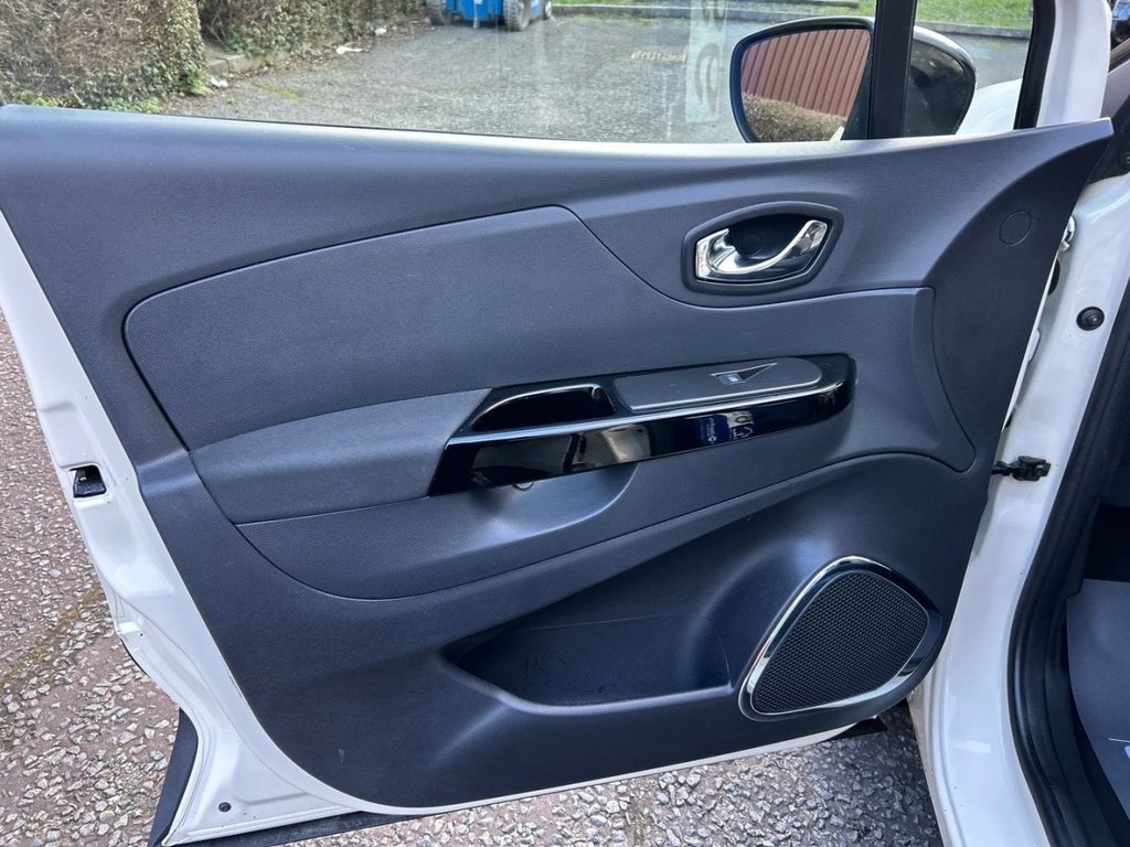 Used Renault Captur 2015 for sale - 77383963: Photo 25