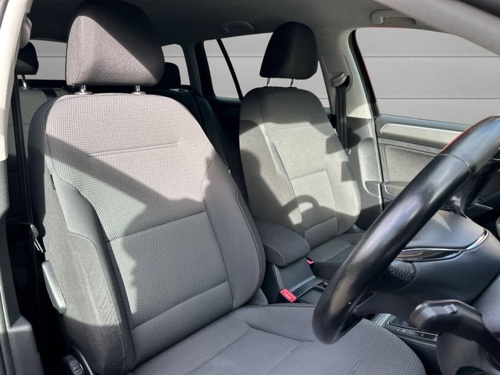 Used Volkswagen Golf 2015 for sale - 76768002: Photo 10