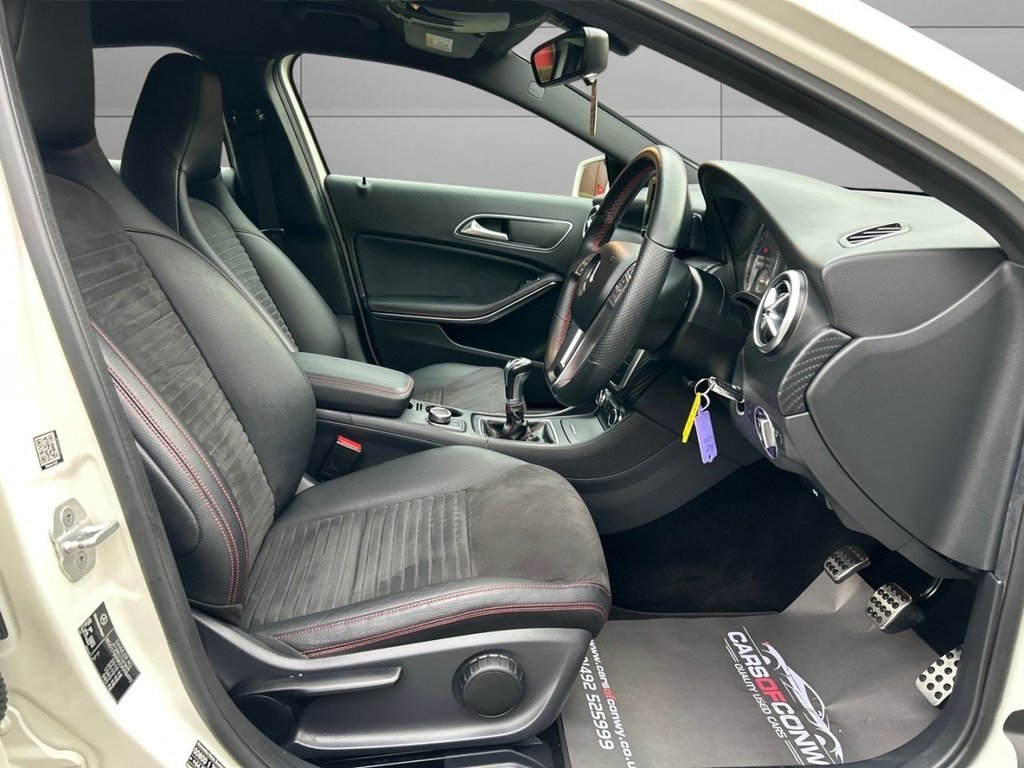 Used Mercedes-Benz A-Class 2015 for sale - 76235857: Photo 11