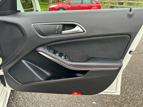 Used Mercedes-Benz A-Class 2015 for sale - 76235857: Photo 24