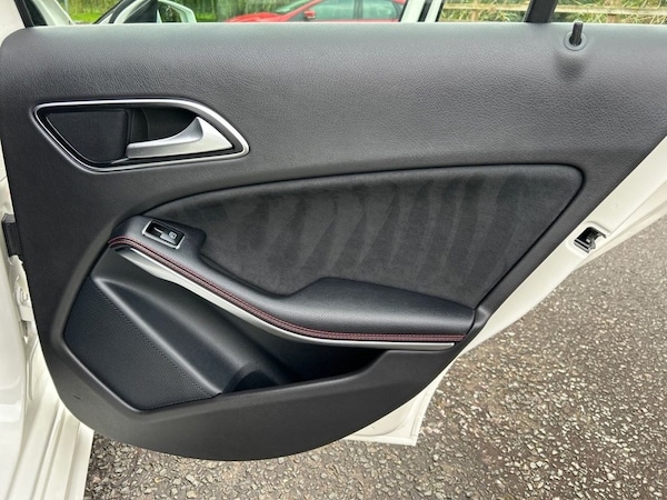Used Mercedes-Benz A-Class 2015 for sale - 76235857: Photo 25