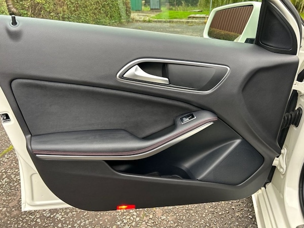 Used Mercedes-Benz A-Class 2015 for sale - 76235857: Photo 26