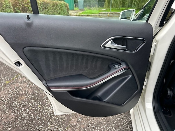 Used Mercedes-Benz A-Class 2015 for sale - 76235857: Photo 27