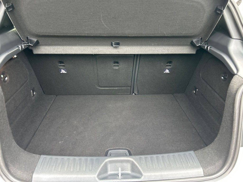 Used Mercedes-Benz A-Class 2015 for sale - 76235857: Photo 28