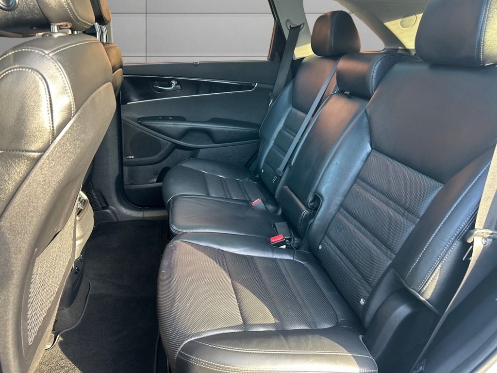 Used Kia Sorento 2016 for sale - 77263117: Photo 15