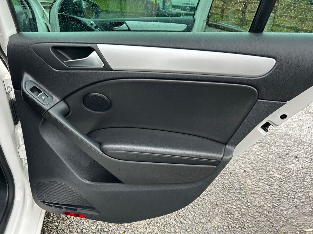 Used Volkswagen Golf 2013 for sale - 76768395: Photo 24