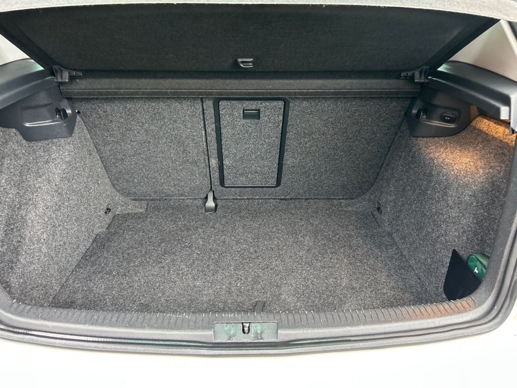 Used Volkswagen Golf 2013 for sale - 76768395: Photo 27