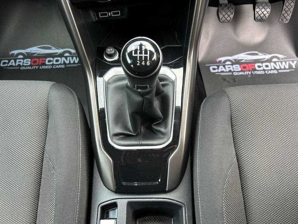 Used Volkswagen T-Roc 2019 for sale - 77608637: Photo 20