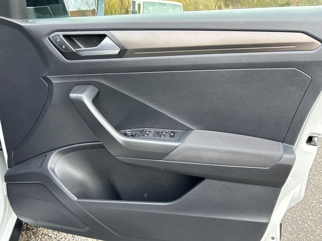 Used Volkswagen T-Roc 2019 for sale - 77608637: Photo 25