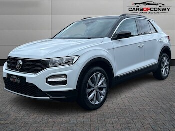 Used Volkswagen T-Roc 2019 for sale - 77608637: Photo