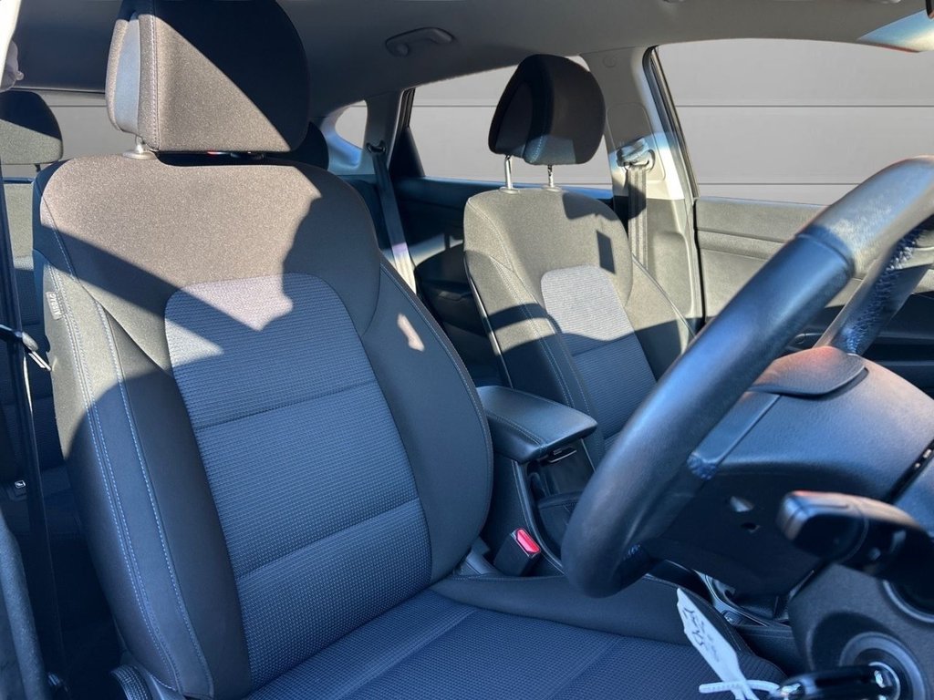 Used Hyundai TUCSON 2015 for sale - 77263277: Photo 10