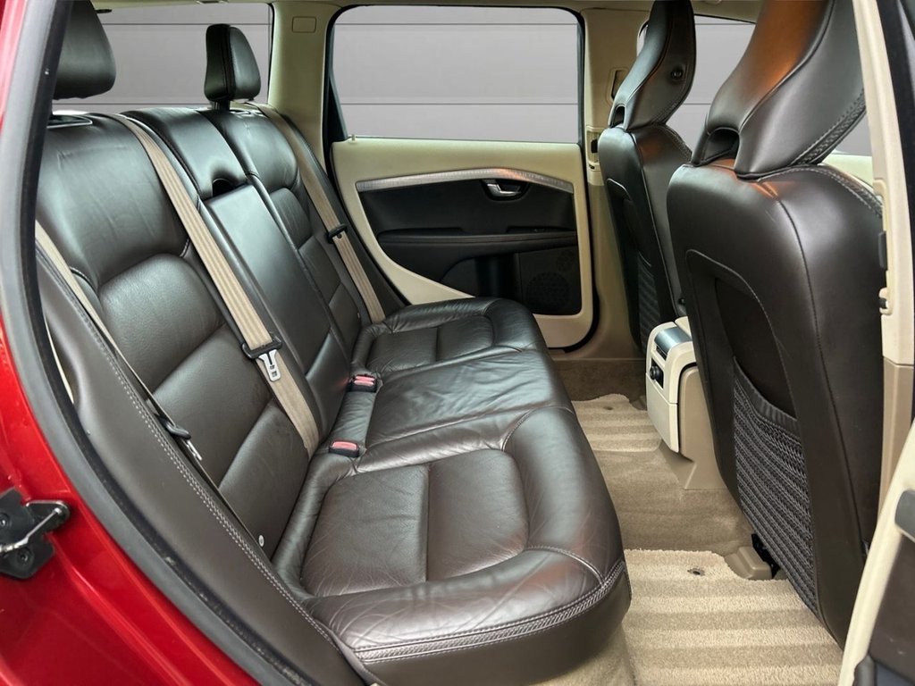 Used Volvo XC70 2011 for sale - 78061925: Photo 17