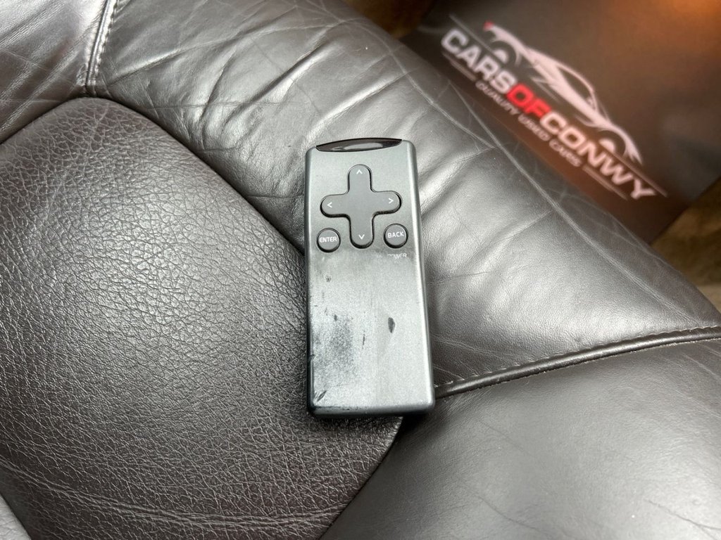 Used Volvo XC70 2011 for sale - 78061925: Photo 24