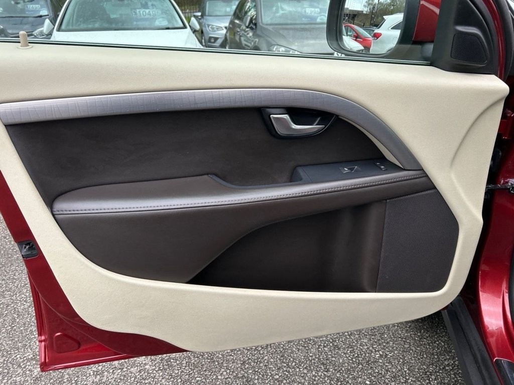 Used Volvo XC70 2011 for sale - 78061925: Photo 27