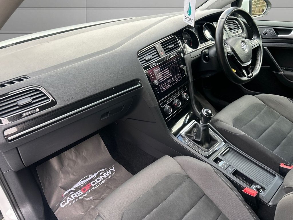 Used Volkswagen Golf 2017 for sale - 77263166: Photo 14