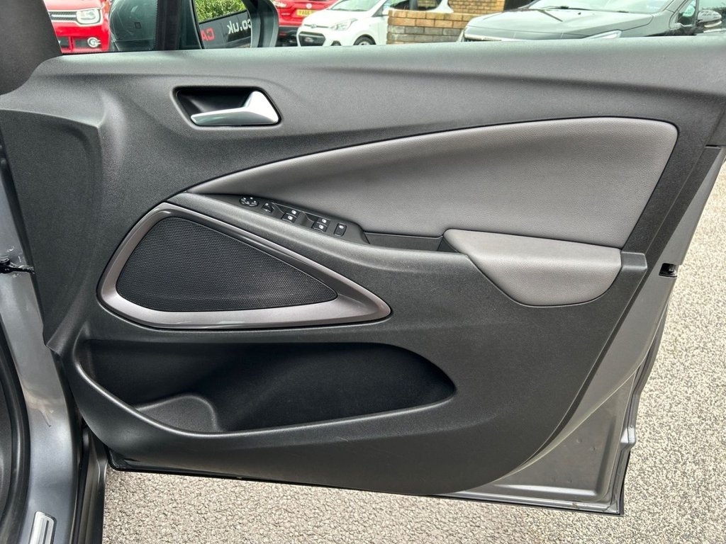 Used Vauxhall Crossland X 2018 for sale - 76313141: Photo 24