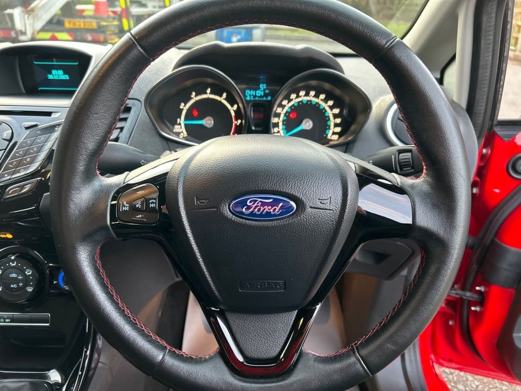 Used Ford Fiesta 2015 for sale - 77072636: Photo 18