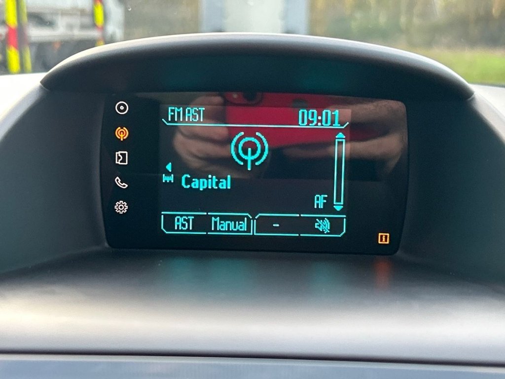 Used Ford Fiesta 2015 for sale - 77072636: Photo 24