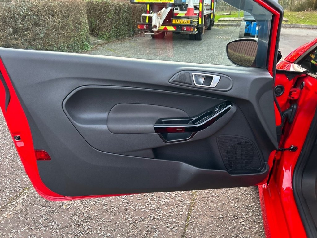 Used Ford Fiesta 2015 for sale - 77072636: Photo 26