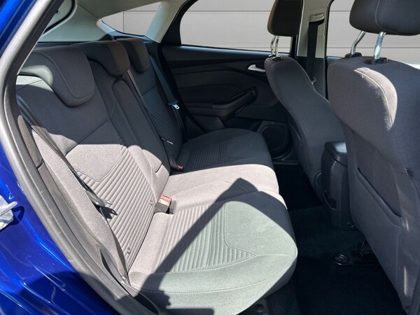 Used Ford Focus 2015 for sale - 75236357: Photo 17