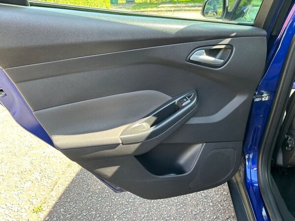 Used Ford Focus 2015 for sale - 75236357: Photo 26