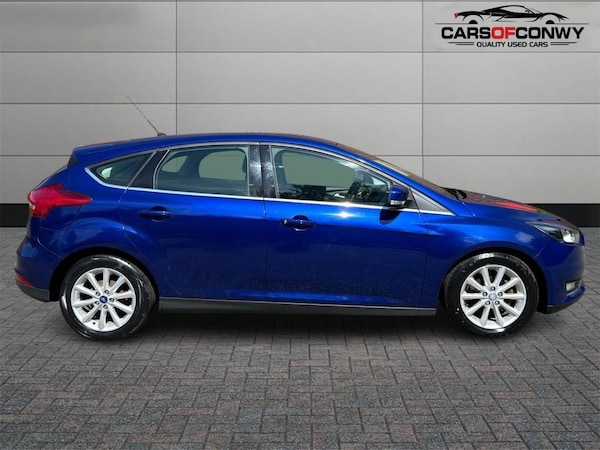 Used Ford Focus 2015 for sale - 75236357: Photo 8