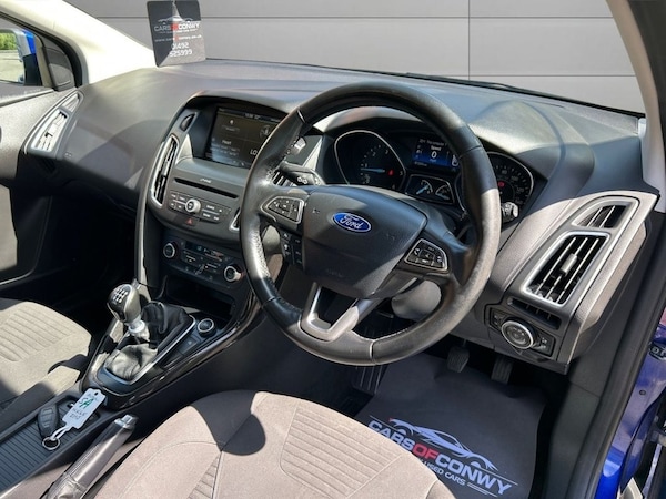 Used Ford Focus 2015 for sale - 75236357: Photo 9
